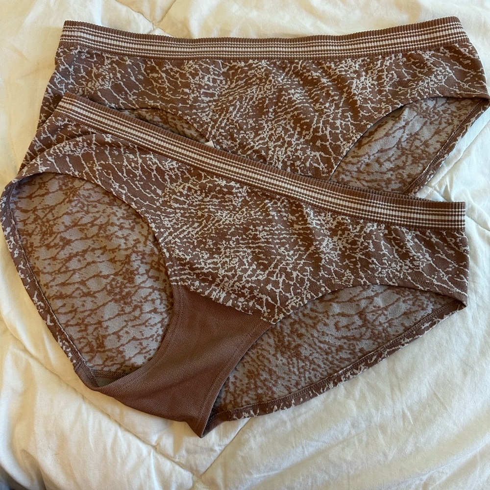 2 pair Auden XL